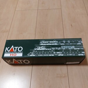 KATO オハネ25形（560番台 デュエット） 寝台特急「北斗星」 1-565　未使用