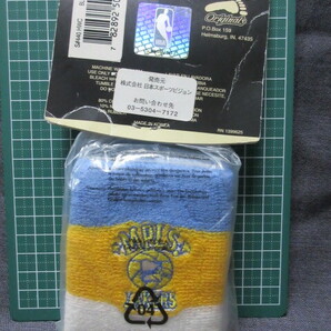 HARDWOOD CLASSICS MPLS LAKERS  リストバンド ２個入り の画像2