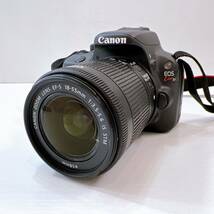 311☆中古☆ Canon EOS Kiss X7 DS126441 デジタル一眼レフカメラ EF-S 18-55mm 1:3.5-5.6 IS STM Φ58mm 三脚付き 動作確認済み 現状品_画像2