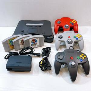 327☆中古☆ Nintendo64 本体 NUS-001 ブラック ソフト3本 コントローラー3個 アダプター付き ニンテンドー 通電確認済み 現状品