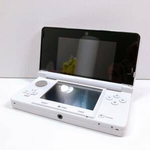 124【中古】Nintendo 3DS 本体 CTR-001 ニンテンドー 3DS ホワイト タッチペン付き 任天堂 ゲーム 動作確認 初期化済み 現状品の画像1