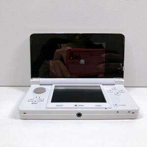 124【中古】Nintendo 3DS 本体 CTR-001 ニンテンドー 3DS ホワイト タッチペン付き 任天堂 ゲーム 動作確認 初期化済み 現状品の画像2