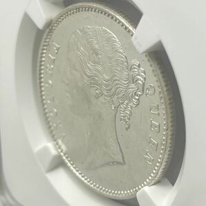 1840年 イギリス領 インド 1ルピー 銀貨 ヴィクトリア女王 ウイリアムワイオン作 ヤングヘッド NGC MS61 アンティークコイン 投資資産の画像6