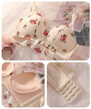 【ブラジャー単品】　パット内蔵　花柄レース　楽ブラ　盛りブラ　花柄ホワイトM　盛れるノンワイヤーブラ　ブラジャー単品 　ナイトブラ　_画像8