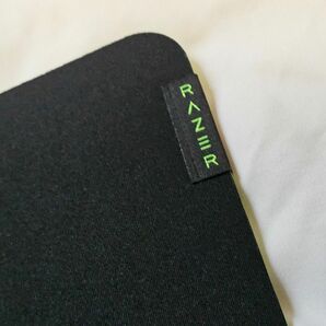 razer マウスパッド