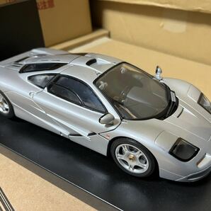 ★ UT MODELS 1/18 マクラーレン F1 ★の画像2