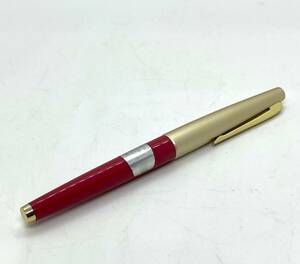 中古　万年筆　パイロット　PILOT　ペン先14K　筆記用具　文具　カラー　ピンク×シャンパンゴールド/3293-1