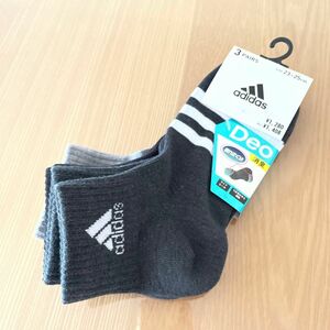 23-25cm 未使用　adidas ソックス 破れにくい消臭　