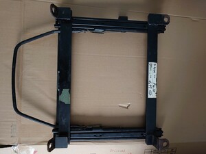  Nissan Avenir (PW10) for seat rail (RH)BRIDE driver`s seat 