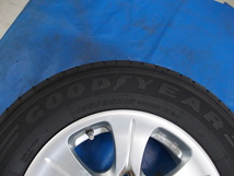 ★中古★■タイヤ■195/80Ｒ15 107/105L■ホイール■メーカー不明15x6.5J/PCD139.7/6穴/OFF44■タイヤ溝6ミリあり2本set_画像2