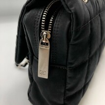 シャネル CHANEL チョコバーチェーンショルダー A20203 ブラック/シルバー金具 ナイロン ショルダーバッグ レディース 中古_画像9