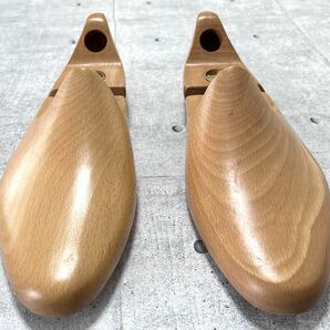 美品 JOHN LOBB リアルウッド 天然木 シューツリー シューキーパー  ジョンロブ ブランドロゴプレート付き 7E SHOE TREES ケア 柳9534の画像2