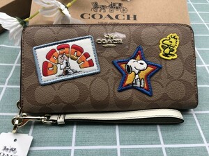 COACH コーチ 財布 長財布 SNOOPY スヌーピー プレゼント 贈り物 レザー ウォレット ラウンドファスナー ブランド　ギフト 新品未使用 A236