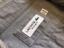 ▼ラコステ　LACOSTE　ボタンダウンシャツ　グレー系　日本サイズL位_画像4