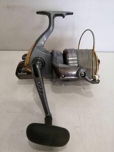 Daiwa　ダイワ　クロスキャスト5500 スピニングリール 釣り具　ゆ