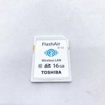 TOSHIBA FlashAir SDカード Wi-Fiカード W-03 16GB スマホ転送_画像1