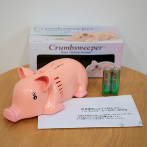 [未使用品]Crumbsweeper【ブタさん パンくずクリーナー/ハンディクリーナー/箱+説明書+電池】宅急便(EAZY)匿名配送