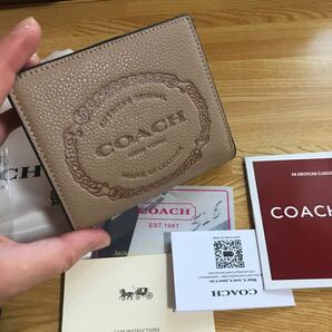 新品未使用COACH 二つ折り財布の画像2