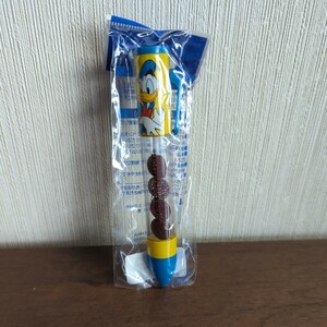  Tokyo Disney resort limitation * Donald chocolate Clan key ballpen 