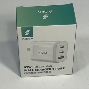 未使用 Aisea 65W USB C GaN WALL CHARGER 3-PORT 急速充電器 高速充電器 R604の画像2