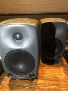 GENELEC PAIR 8030A Мониторный динамик