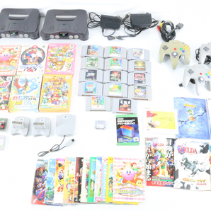 【ト滝】Nintendo64本体 ソフト コントローラーおまとめ 攻略本 ゲームソフト取扱説明書付 マリオ ポケモン RD000DEW94の画像1