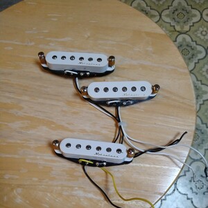 fender vintage noiseless pickups