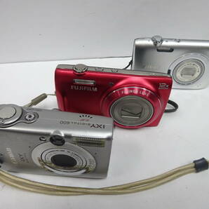 (つ-T-53) Canon IXYDIGITAL600/FUJIFILM FinePixT500/Nikon COOLPIXA100 デジタルコンパクトカメラ まとめて デジカメ 難あり 中古品の画像1