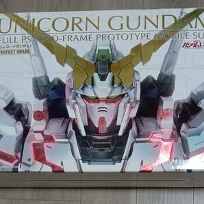 バンダイ ユニコーンガンダム RX-0 UNICORN GUNDUM FULL PSYCHO-FRAME PROTOTYPE PERFECT GRADE BANDAIの画像1