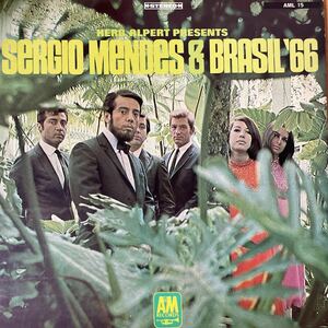 レコード0412)SERGIO MENDES & BRASIL 66 豪華版 セルジオ・メンデスとブラジル 66 盤経年良 ジャケヤケシミ 