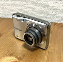 ■FUJIFILM FINEPIX AX200 デジタルカメラ 単三電池駆動■_画像2