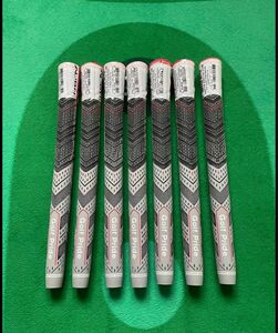 GOLF PRIDE MIDSIZE MCC PLUS4 ALIGN GREY 7本セットの価格です。