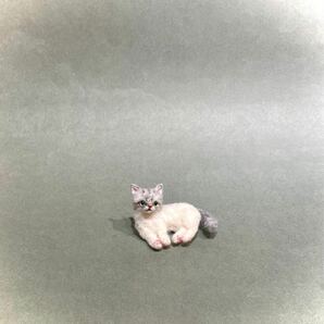 ＊maru＊羊毛フェルト 小さなペルシャ猫 チンチラシルバー ハンドメイド ブライス 人形 ドールハウスの画像4
