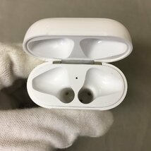 【中古品A】Apple(アップル) AirPods with Charging Case MMEF2J/A AirPods第一世代 ※ケーブルなし (管理番号：063109)_画像5