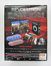 【中古品】REVOLUTION(レボリューション)　コンプリート・シリーズ　FIRST/SECOND/FINAL　(Blu-ray)　(管理 番号：003179)_画像1