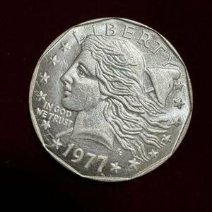 アメリカ 硬貨 古銭 自由の女神 1977年 リバティ 帽子 飛ぶイーグル 太陽 コイン 銀貨 外国古銭 海外硬貨 