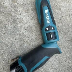 中古品 マキタ makita 充電式ペンインパクトドライバ 7.2V TD021D バッテリー BL0715/充電器DC07SBの画像4