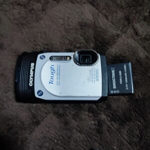 OLYMPUS　TG-850