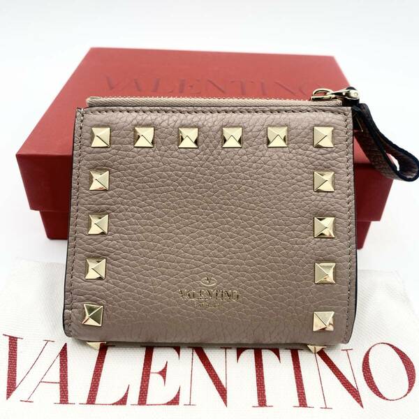 新品未使用！送料込み★VALENTINO★二つ折り財布 ロックスタッズ