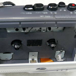 ▲(R604-I105) 現状品 SONY ソニー TCM-400 ポータブルカセットテープレコーダー 通電OKの画像8