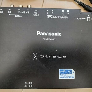 【フィルムアンテナ付 動作確認品】Panasonic TU-DTX600 パナソニック 車載 4×4 地デジチューナー フルセグ/ワンセグ ストラーダ 中古品の画像2