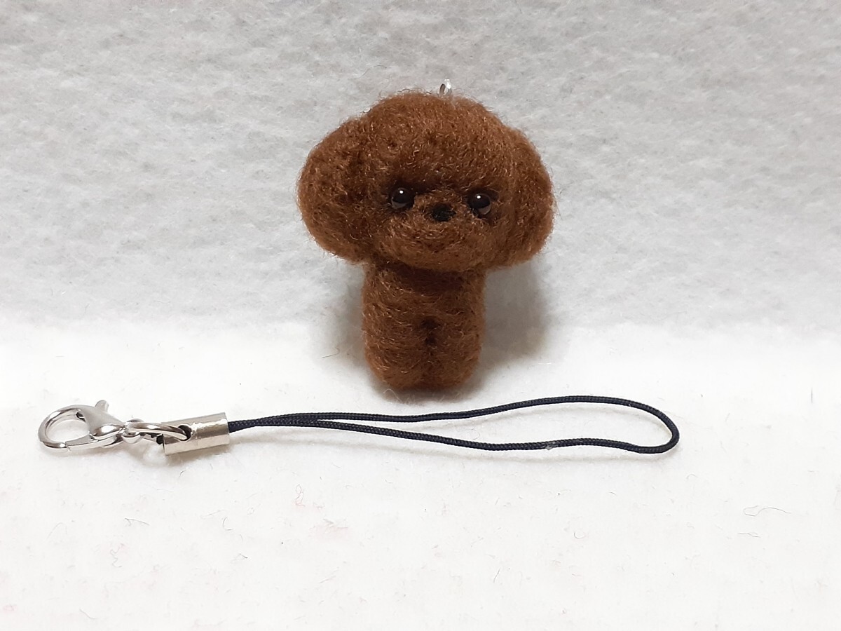 羊毛フェルト ハンドメイド 仔犬 トイプードル ブラウン レッドちゃん ストラップ, おもちゃ, ゲーム, ぬいぐるみ, 羊毛フェルト