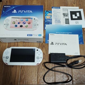 「PSVITA本体 PCH-2000 ライトピンク/ホワイト」