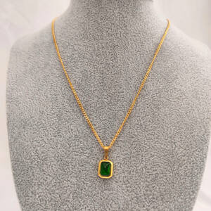 18k gp necklace gold chain lady's necklace emerald 18k gold chain k18 18k seal character equipped No322