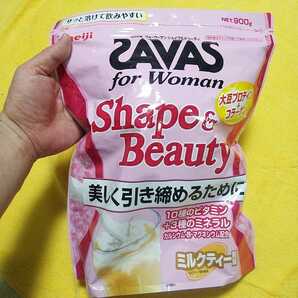 【訳有り お得♪】送料込【即決】SAVAS ザバス シェイプ&ビューティ ミルクティー風味 900g 明治【手渡しで返金可】4902777308609の画像1