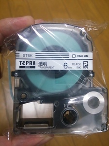 【即決】透明6mm 黒文字 ST6K 4971660761500【個数の追加 他サイズ,他色の追加も可】テプラ テープ