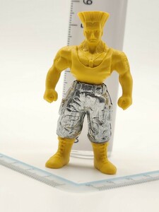 ストリートファイターⅡフルメタルファイター 金属製 クロスアップ メタル 消しゴム ガイル[24D17検]FigurineストⅡSTREET FIGHTER春麗