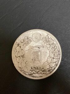 新1円銀貨 明治45年 26.85ｇ 直径 38.0mm 厚さ2.6mm