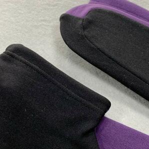 小紋・紬などのおしゃれ着に◆可愛いストレッチ足袋（ツートーン・さくら刺繍／黒×紫）の画像2