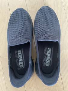 SKECHERSスケッチャーズ Slip-insスニーカー ブラック 